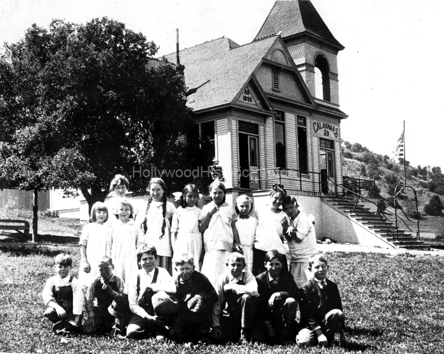 Calabasas 1900 WM.jpg